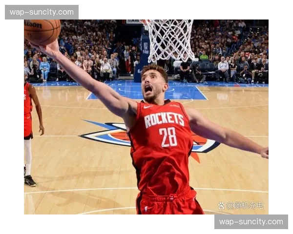 戴森丹尼尔斯抢断8次：与申京并列榜单第二